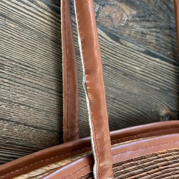 Brown Tan Striped Straw Bag Zipper Closure Double Straps - Picture 10 of 10